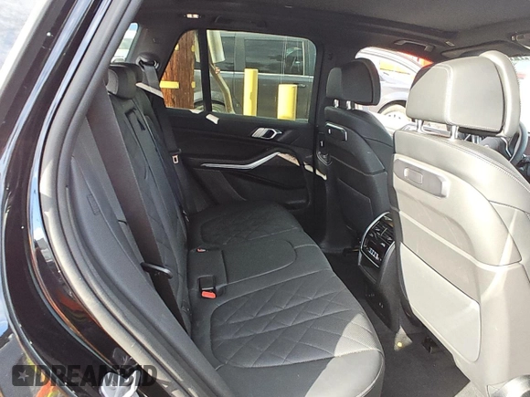 2025 BMW X5 sDrive40i with VIN 5UX13EU04S9Y27497, listed as a Copart auction lot 47147515 with 1,735 mi miles and Clean Title. Bid and sale history available at carsss.com. Image 11.