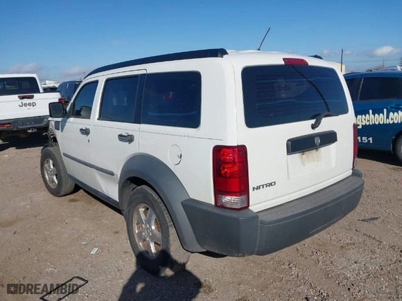2007 Dodge Nitro SXT with VIN 1D8GT28K97W591008, listed as a IAAI auction lot 41656893 with 195,899 mi miles. Bid and sale history available at carsss.com. Image 3.