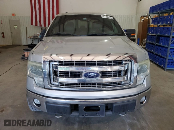 2014 Ford F-150 XL with VIN 1FTFW1EF3EKE81711, listed as a Copart auction lot 53385165 with 264,435 mi miles and Clean Title. Bid and sale history available at carsss.com. Image 5.
