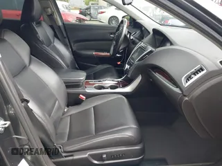 2016 Acura TLX V6 z VIN 19UUB2F33GA001903, wystawiony jako IAAI lot #42180265 z przebiegiem 185 198 mil mil oraz . Historia ofert i sprzedaży dostępna na DreamBid. Obrazek 5.
