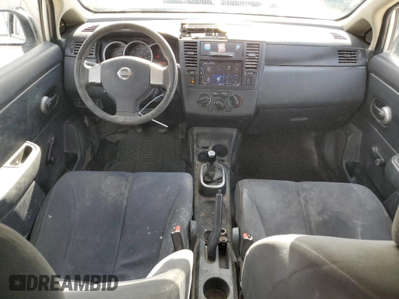 2010 Nissan Versa 1.6 with VIN 3N1CC1AP4AL372566, listed as a Copart auction lot 84704534 with 333,475 mi miles and Salvage Title. Bid and sale history available at carsss.com. Image 8.
