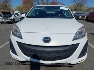 2011 Mazda Mazda3 i Touring with VIN JM1BL1VG0B1359034, listed as a IAAI auction lot 42069897 with 81,068 mi miles. Bid and sale history available at carsss.com. Image 12.