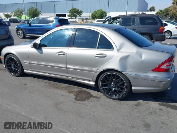 2006 Mercedes-Benz C 230 Sport with VIN WDBRF52H76A852501, listed as a IAAI auction lot 42637312 with 250,314 mi miles and . Bid and sale history available at DreamBid. Image 6.