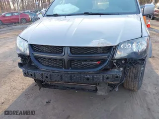 2016 Dodge Grand Caravan Canada Value Package with VIN 2C4RDGBG4GR359334, listed as a IAAI auction lot 41474957 with 105,378 mi miles. Bid and sale history available at carsss.com. Image 6.