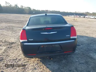 2018 Chrysler 300 Touring L with VIN 2C3CCAAG6JH249846, listed as a IAAI auction lot 41781511 with 95,121 mi miles. Bid and sale history available at carsss.com. Image 16.