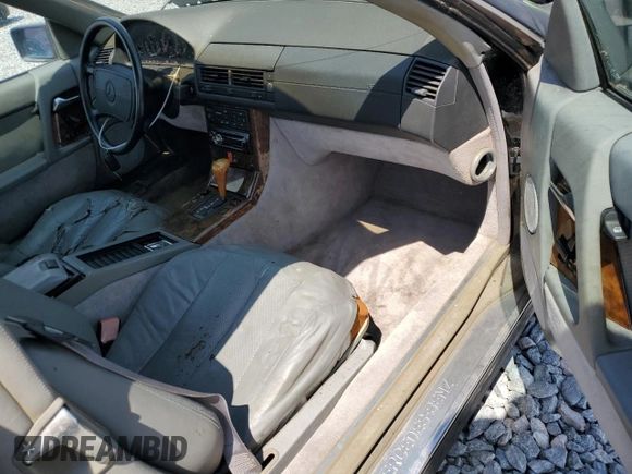 1990 Mercedes-Benz 300 with VIN WDBFA61E3LF005181, listed as a Copart auction lot 54248995 with 142,368 mi miles and Clean Title. Bid and sale history available at DreamBid. Image 8.