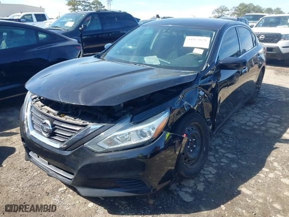 2017 Nissan Altima 2.5 S with VIN 1N4AL3AP3HN365642, listed as a IAAI auction lot 41853621 with 128,979 mi miles. Bid and sale history available at carsss.com. Image 2.
