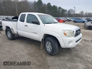 2011 Toyota Tacoma with VIN 5TFUU4EN1BX017921, listed as a IAAI auction lot 41500421 with 75,252 mi miles. Bid and sale history available at carsss.com. Image 1.