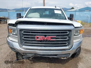 2018 GMC Sierra 2500HD SLE с VIN 1GT12SEG5JF253443, выставлен на аукционе IAAI как лот 41742414 с пробегом Не указан миль и . История ставок и продаж доступна на DreamBid. Изображение 12.