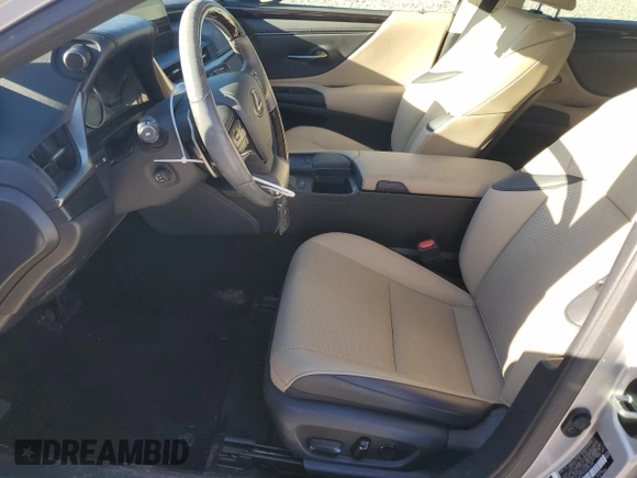 2021 Lexus ES with VIN 58AD11D14MU002358, listed as a Copart auction lot 87913945 with 10,161 mi miles and Salvage Title. Bid and sale history available at carsss.com. Image 7.
