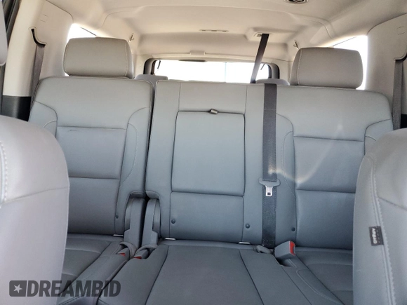2018 Chevrolet Suburban LT с VIN 1GNSCHKC2JR346108, выставлен на аукционе Copart как лот 55142785 с пробегом 150 857 миль миль и Списание • Salvage title. История ставок и продаж доступна на DreamBid. Изображение 10.