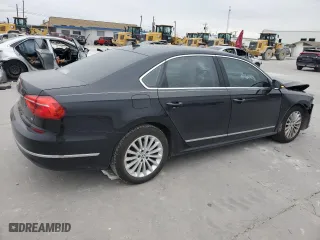 2016 Volkswagen Passat 1.8T SE w/Technology with VIN 1VWBS7A34GC010928, listed as a Copart auction lot 82320034 with 86,900 mi miles and Salvage Title. Bid and sale history available at carsss.com. Image 3.
