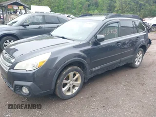 2013 Subaru Outback Premium z VIN 4S4BRBCC9D3323317, wystawiony jako IAAI lot #42303328 z przebiegiem 199 802 mil mil oraz . Historia ofert i sprzedaży dostępna na DreamBid. Obrazek 17.