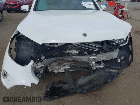 2021 Mercedes-Benz GLC 300 z VIN W1N0G8EBXMF995726, wystawiony jako IAAI lot #41954125 z przebiegiem 90 981 mil mil oraz . Historia ofert i sprzedaży dostępna na DreamBid. Obrazek 6.