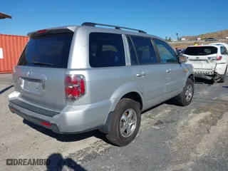 2006 Honda Pilot EX-L with VIN 5FNYF28576B044908, listed as a IAAI auction lot 41396638 with 150,540 mi miles. Bid and sale history available at carsss.com. Image 4.