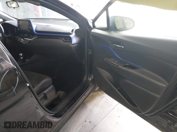2020 Toyota C-HR LE with VIN JTNKHMBX1L1077957, listed as a IAAI auction lot 42159765 with 83,138 mi miles and . Bid and sale history available at DreamBid. Image 5.