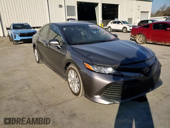 2020 Toyota Camry LE with VIN 4T1C11AK3LU945792, listed as a Copart auction lot 46987685 with 87,454 mi miles and Salvage Title. Bid and sale history available at carsss.com. Image 10.