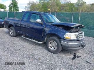 2003 Ford F-150 XL с VIN 1FTRX17223NB22897, выставлен на аукционе IAAI как лот 42166965 с пробегом 207 627 миль миль и . История ставок и продаж доступна на DreamBid. Изображение 1.