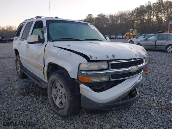 2005 Chevrolet Tahoe LT with VIN 1GNEC13T05J219574, listed as a IAAI auction lot 41828368 with 208,408 mi miles. Bid and sale history available at carsss.com. Image 1.