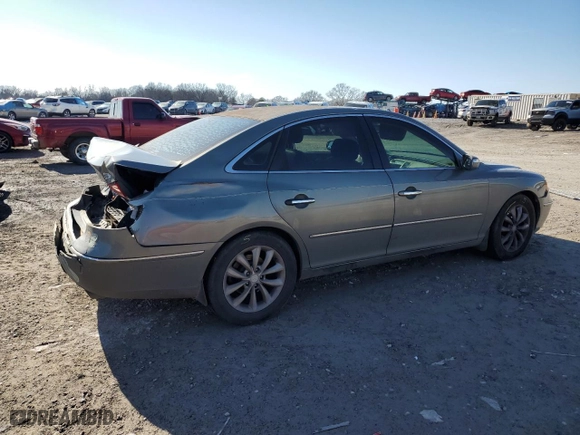2007 Hyundai Azera SE with VIN KMHFC46F97A160009, listed as a Copart auction lot 42641185 with 265,055 mi miles and Clean Title. Bid and sale history available at carsss.com. Image 3.