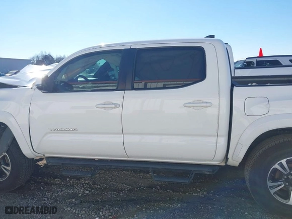 2019 Toyota Tacoma 4WD SR with VIN 3TMCZ5ANXKM195356, listed as a IAAI auction lot 41374965 with 177,927 mi miles. Bid and sale history available at carsss.com. Image 15.