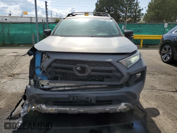 2019 Toyota RAV4 Adventure with VIN 2T3J1RFV1KW032138, listed as a Copart auction lot 61402715 with 140,355 mi miles and Salvage title. Bid and sale history available at DreamBid. Image 5.