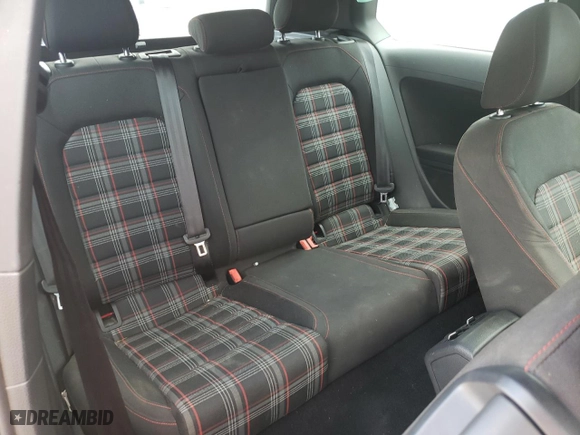 2015 Volkswagen Golf GTI S with VIN 3VWTT7AU1FM033042, listed as a Copart auction lot 70252584 with 152,801 mi miles and Salvage Title. Bid and sale history available at carsss.com. Image 11.