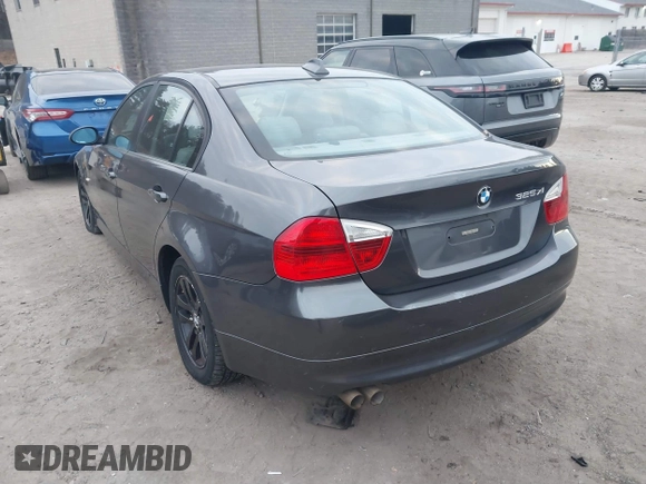 2006 BMW 3 Series 325xi with VIN WBAVD13556KV13312, listed as a IAAI auction lot 41781117 with 177,569 mi miles. Bid and sale history available at carsss.com. Image 3.