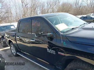 2014 Ram 1500 Big Horn z VIN 1C6RR7LT4ES420486, wystawiony jako IAAI lot #41792591 z przebiegiem 163 971 mil mil oraz . Historia ofert i sprzedaży dostępna na DreamBid. Obrazek 13.