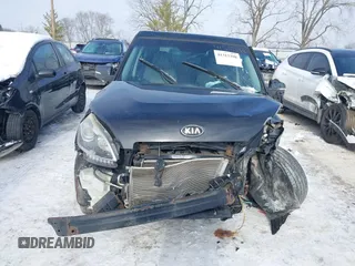 2013 Kia Soul ! with VIN KNDJT2A64D7753165, listed as a IAAI auction lot 41315398 with 105,631 mi miles. Bid and sale history available at carsss.com. Image 13.