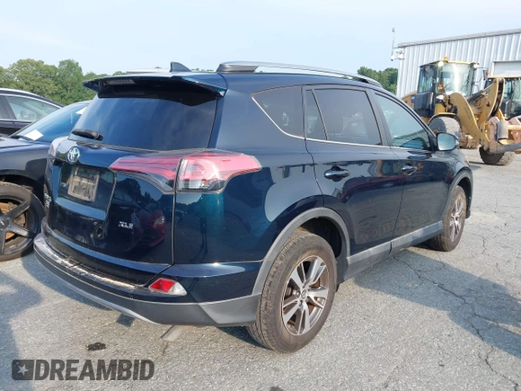 2018 Toyota RAV4 XLE с VIN 2T3WFREV5JW417144, выставлен на аукционе IAAI как лот 42685701 с пробегом 110 954 миль миль и . История ставок и продаж доступна на DreamBid. Изображение 4.