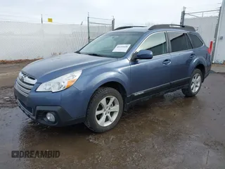 2014 Subaru Outback 2.5i Premium with VIN 4S4BRCCC0E3258106, listed as a IAAI auction lot 41151640 with 87,089 mi miles. Bid and sale history available at carsss.com. Image 2.