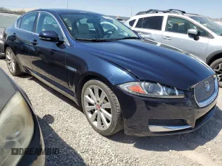 2014 Jaguar XF SC with VIN SAJWA0EX3E8U17748, listed as a Copart auction lot 52010435 with 84,685 mi miles and Salvage Title. Bid and sale history available at DreamBid. Image 4.