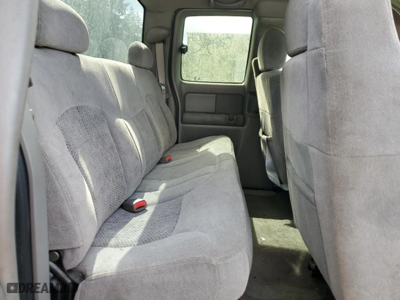 2000 Chevrolet Silverado 1500 LT with VIN 1GCEK19TXYE337146, listed as a Copart auction lot 51831615 with 129,851 mi miles and Clean Title. Bid and sale history available at carsss.com. Image 10.