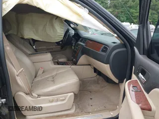 2008 Chevrolet Avalanche 3LT with VIN 3GNEC120X8G132486, listed as a IAAI auction lot 42416390 with 337,266 mi miles and . Bid and sale history available at DreamBid. Image 5.