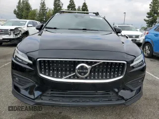 2023 Volvo V60 Cross Country Plus with VIN YV4L12WZ2P2106439, listed as a Copart auction lot 43066235 with 9,404 mi miles and Non Repairable. Bid and sale history available at carsss.com. Image 5.