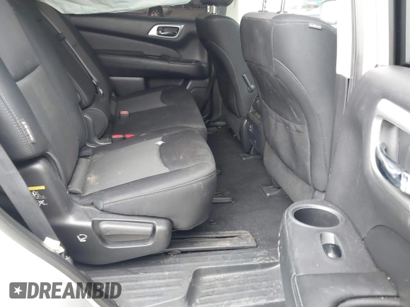 2018 Nissan Pathfinder SL with VIN 5N1DR2MN6JC612384, listed as a IAAI auction lot 41787986 with 149,247 mi miles. Bid and sale history available at carsss.com. Image 8.