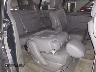 2009 Toyota Sienna XLE with VIN 5TDBK22C29S028110, listed as a IAAI auction lot 41496169 with 253,057 mi miles and . Bid and sale history available at DreamBid. Image 8.