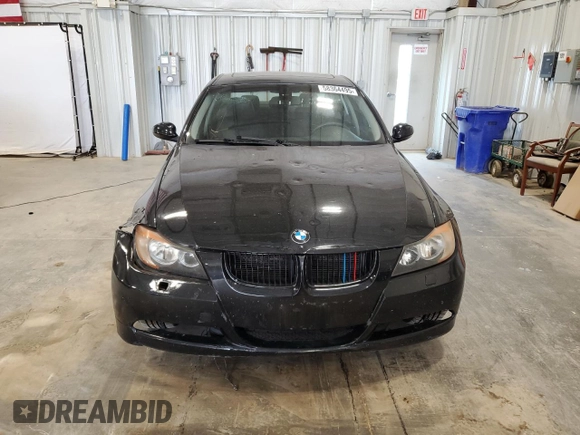 2008 BMW 3 Series 328xi z VIN WBAVC93578K037861, wystawiony jako Copart lot #58364495 z przebiegiem 147 497 mil mil oraz Nie do naprawy • Non repairable. Historia ofert i sprzedaży dostępna na DreamBid. Obrazek 5.