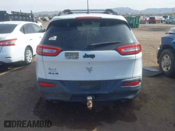 2014 Jeep Cherokee Latitude with VIN 1C4PJMCS7EW298115, listed as a IAAI auction lot 41605052 with 184,773 mi miles and . Bid and sale history available at DreamBid. Image 16.