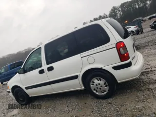 2003 Chevrolet Venture Plus with VIN 1GNDU03E83D262074, listed as a Copart auction lot 48410235 with 132,031 mi miles and Clean Title. Bid and sale history available at carsss.com. Image 2.