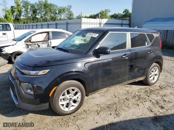 2022 Kia Soul LX with VIN KNDJ23AU8N7157744, listed as a Copart auction lot 56055314 with 21,311 mi miles and Salvage Title. Bid and sale history available at carsss.com. Image 1.