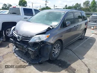 2018 Toyota Sienna XLE Auto Access Seat с VIN 5TDYZ3DC6JS939876, выставлен на аукционе IAAI как лот 42347926 с пробегом 81 086 миль миль и . История ставок и продаж доступна на DreamBid. Изображение 18.
