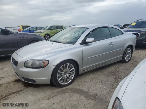 2007 Volvo C70 with VIN YV1MC68247J025693, listed as a Copart auction lot 74004384 with 0 mi miles and Non Repairable. Bid and sale history available at carsss.com. Image 1.