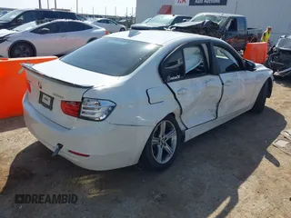 2014 BMW 3 Series 328i xDrive с VIN WBA3B5G55ENS07237, выставлен на аукционе IAAI как лот 41885237 с пробегом 100 288 миль миль и . История ставок и продаж доступна на DreamBid. Изображение 4.