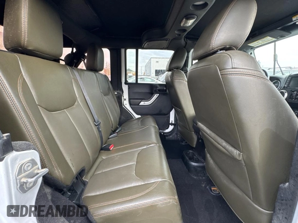 2018 Jeep Wrangler JK Unlimited Sahara with VIN 1C4BJWEG5JL914484, listed as a Copart auction lot 77793454 with 165,944 mi miles and Non Repairable. Bid and sale history available at carsss.com. Image 6.