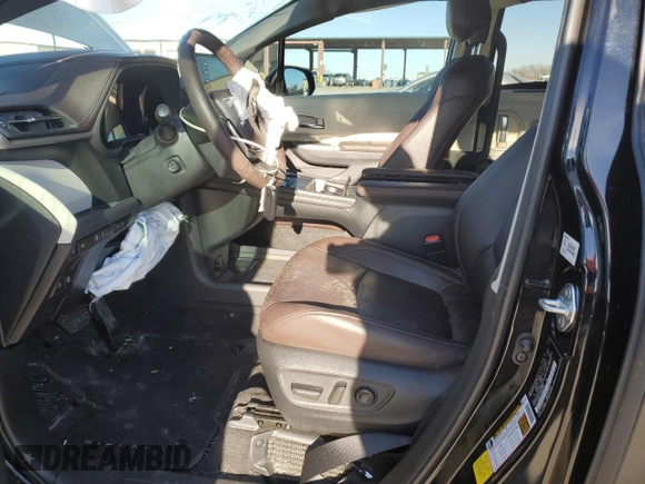 2022 Toyota Sienna Platinum z VIN 5TDESKFCXNS046761, wystawiony jako Copart lot #87531035 z przebiegiem 42 992 mil mil oraz Szkoda całkowita • Salvage title. Historia ofert i sprzedaży dostępna na DreamBid. Obrazek 7.