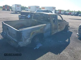 2001 Chevrolet Silverado 1500 LS with VIN 2GCEC19T111364644, listed as a IAAI auction lot 39357223 with 171,403 mi miles and . Bid and sale history available at DreamBid. Image 4.