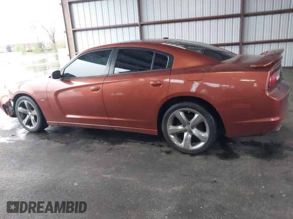 2013 Dodge Charger RT with VIN 2C3CDXCT5DH605945, listed as a IAAI auction lot 41958140 with 84,049 mi miles. Bid and sale history available at carsss.com. Image 14.