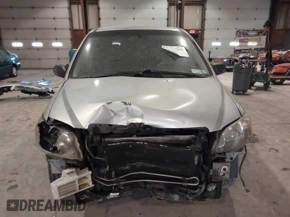 2005 Mazda MPV LX with VIN JM3LW28A350543216, listed as a IAAI auction lot 41417804 with 199,851 mi miles. Bid and sale history available at carsss.com. Image 13.